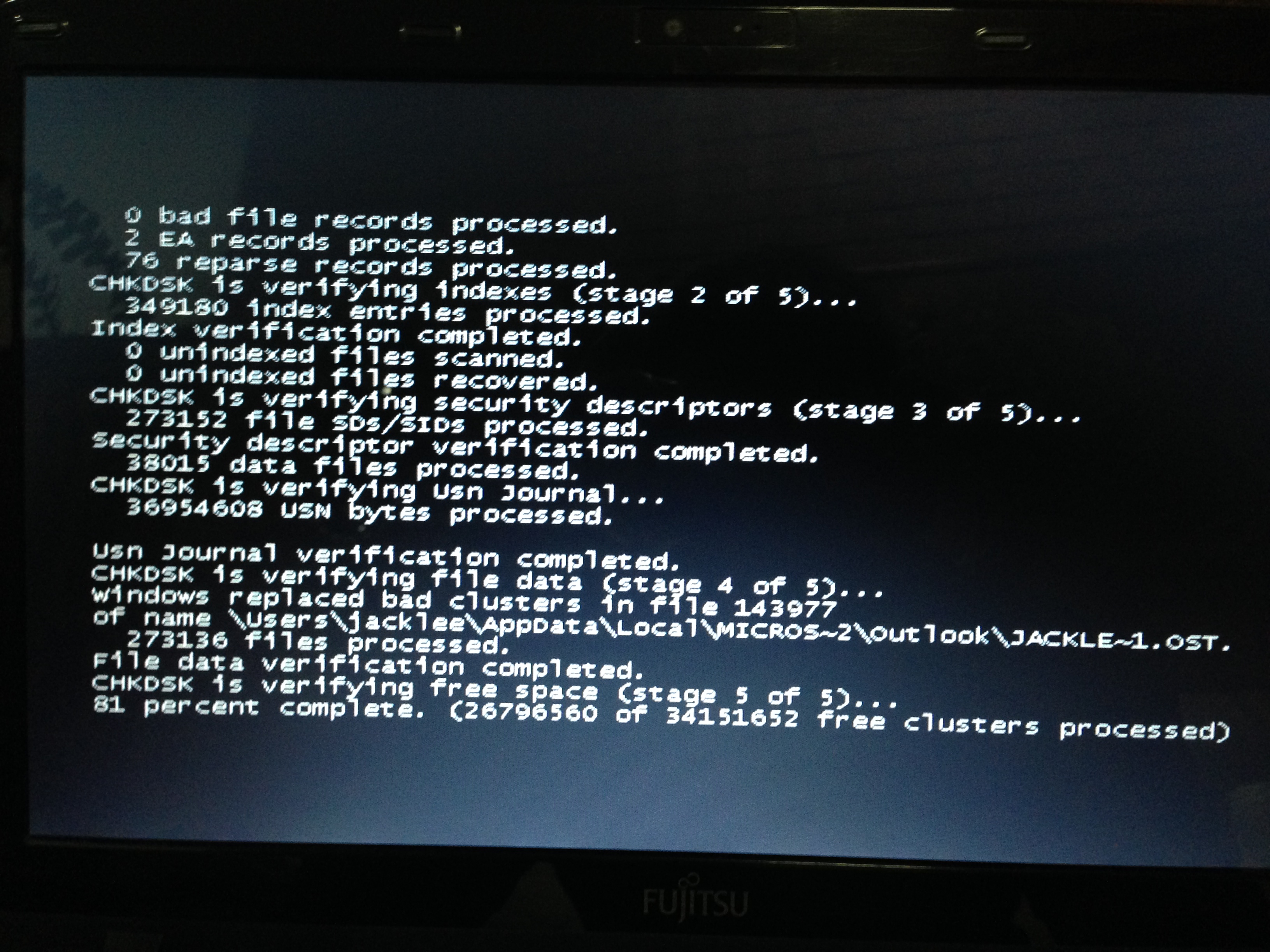 A computer screen displaying the CHKDSK tool.